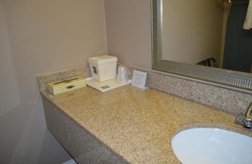 Helen Hotel | Quality Inn Downtown Helen