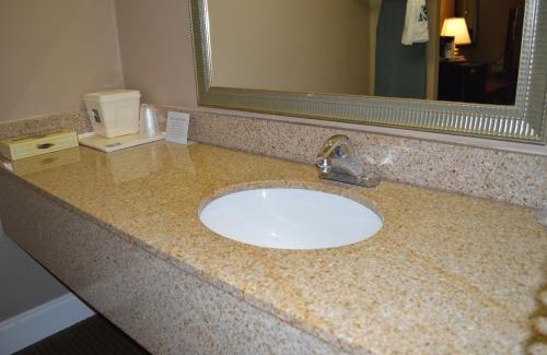 Helen Hotel | Quality Inn Downtown Helen