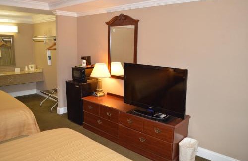 Helen Hotel | Quality Inn Downtown Helen