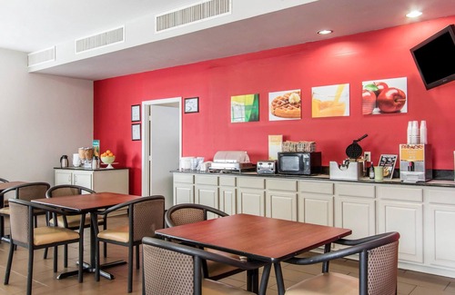 Central Business District Hotel | Quality Inn Downtown Historic District