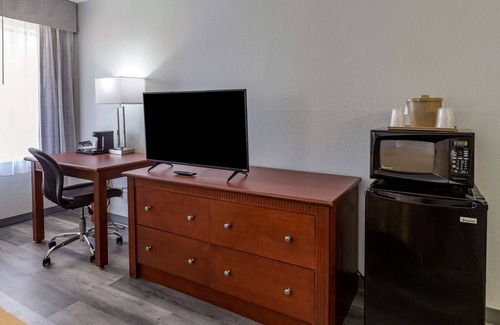 Westover Hotel | Quality Inn Fayetteville near Fort Bragg