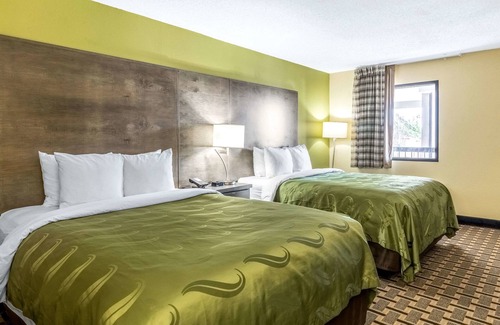 Franklin Hotel | Quality Inn Franklin - Cool Springs Area