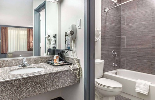 Gainesville Hotel | Quality Inn Gainesville