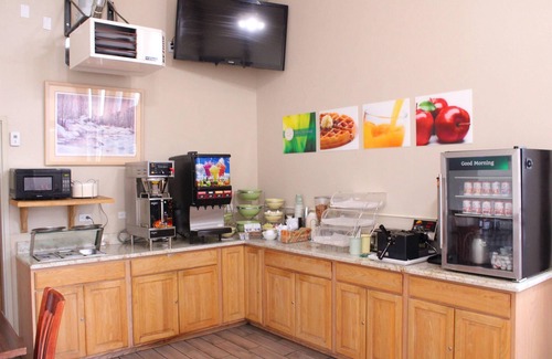 Gunnison Hotel | Quality Inn Gunnison-Crested Butte