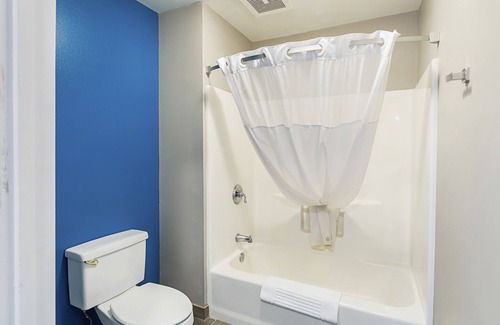 Harrisonburg Hotel | Quality Inn Harrisonburg I-81