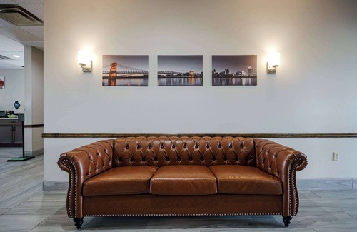 West Chester Hotel | Quality Inn I-75 West Chester-North Cincinnati