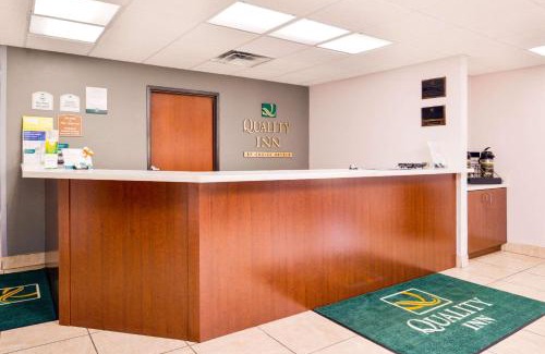 Joplin Hotel | Quality Inn Joplin I-44