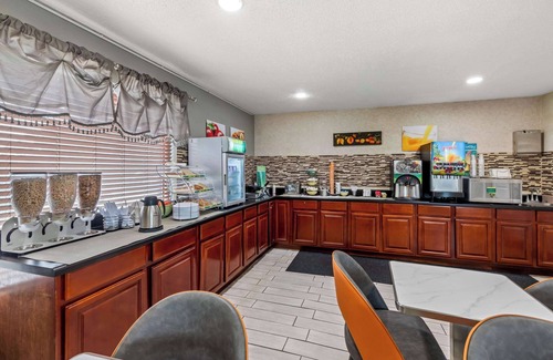 Marietta Hotel | Quality Inn Marietta near Dobbins ARB