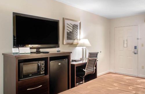 McComb Hotel | Quality Inn McComb