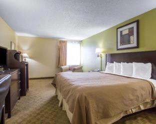 Merrillville Hotel | Quality Inn Merrillville
