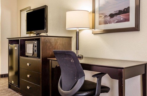 Charleston Hotel | Quality Inn Mt. Pleasant - Charleston