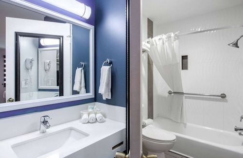Hollywood Hotel | Quality Inn Near Hollywood Walk of Fame