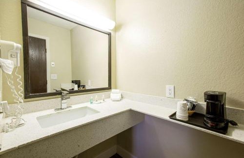 Pinetop Hotel | Quality Inn Pinetop Lakeside