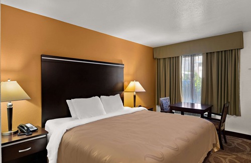 St. George Hotel | Quality Inn Saint George South Bluff