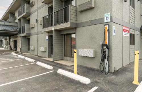Vernon Hotel | Quality Inn & Suites