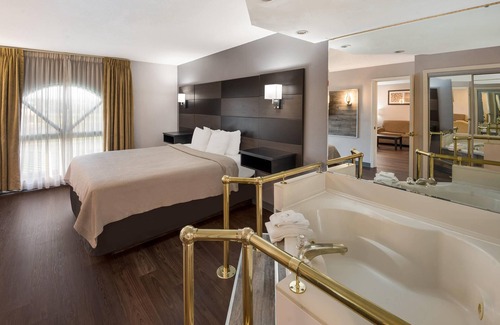 Forest Park Hotel | Quality inn & Suites Cincinnati I-275