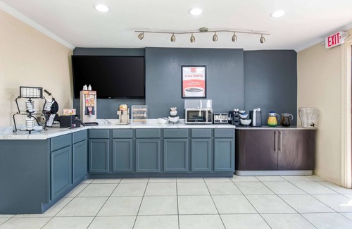 Columbus Hotel | Quality Inn & Suites
