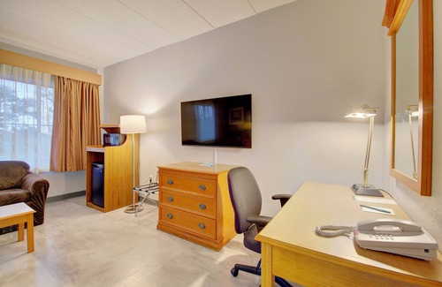 Mount Saint Joseph Hotel | Quality Inn & Suites CVG Airport