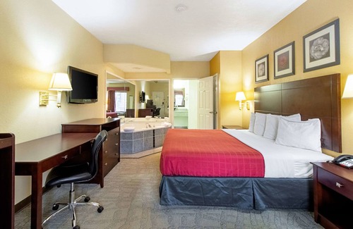 Dickson Hotel | Quality Inn & Suites