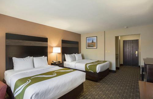 Holland Hotel | Quality Inn & Suites Holland