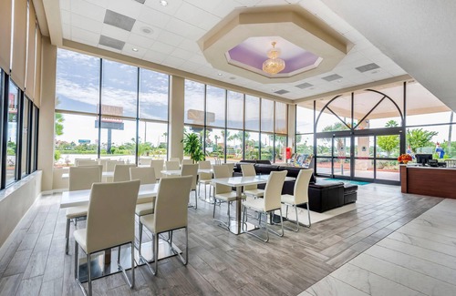 Florida Central Atlantic Coast Hotel | Quality Inn & Suites Kissimmee by The Lake