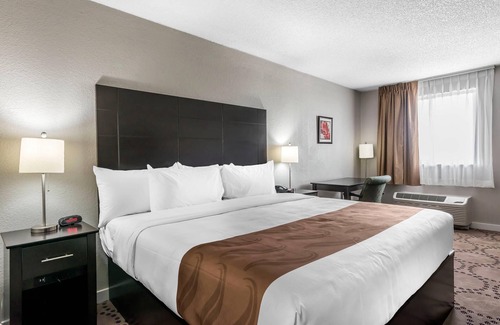 Florida Central Atlantic Coast Hotel | Quality Inn & Suites Kissimmee by The Lake