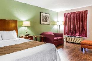 Warner Robins Hotel | Quality Inn & Suites near Robins Air Force Base
