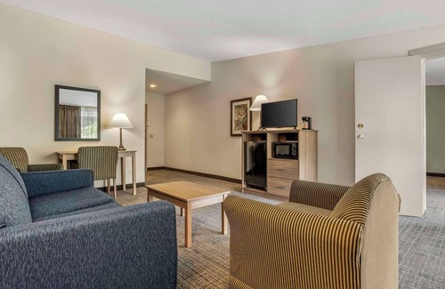 South Main Hotel | Quality Inn & Suites NRG Park - Medical Center