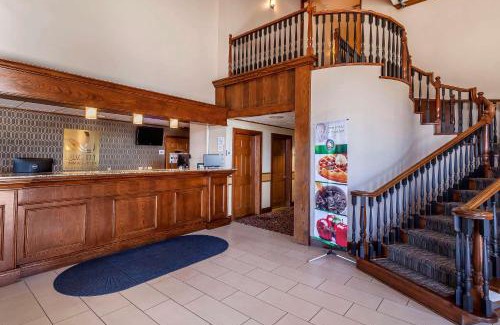 Owasso Hotel | Quality Inn & Suites Owasso US-169