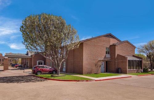 Richardson Hotel | Quality Inn & Suites Richardson-Dallas