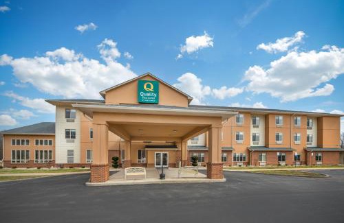 Richland Hotel | Quality Inn & Suites Rockport-Owensboro North GOLD AWARD WINNER