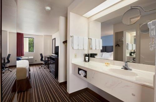 Round Rock Hotel | Quality Inn & Suites Round Rock