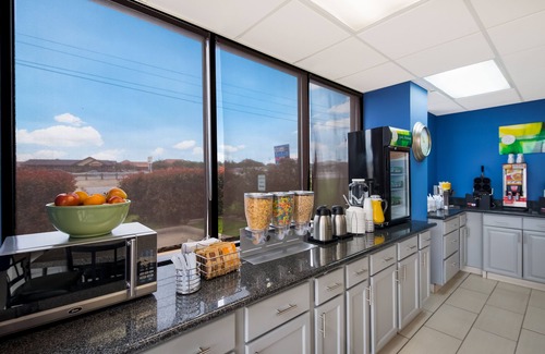 Round Rock Hotel | Quality Inn & Suites Round Rock - Austin North