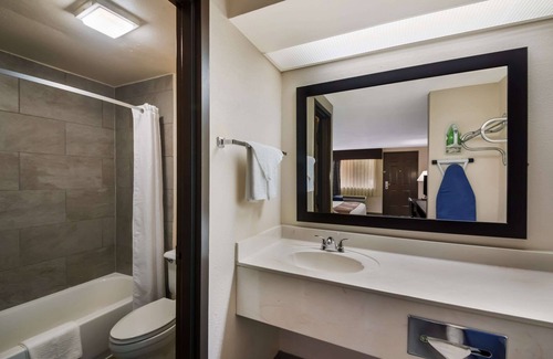 Round Rock Hotel | Quality Inn & Suites Round Rock - Austin North