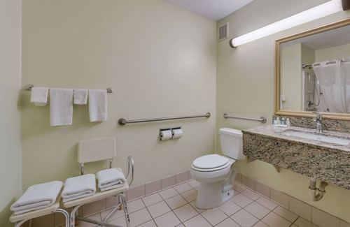 Sioux Falls Hotel | Quality Inn & Suites South