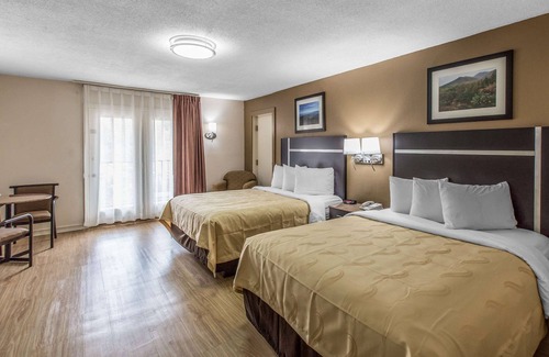 Gatlinburg Hotel | Quality Inn & Suites