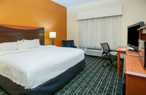 Tougaloo Hotel | Quality Inn & Suites