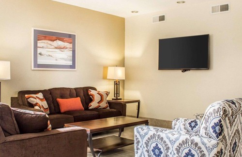 Yuma Hotel | Quality Inn & Suites Yuma