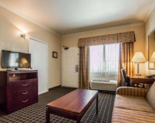 Temecula Hotel | Quality Inn Temecula Valley Wine Country