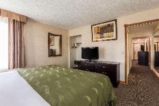 Traverse City Hotel | Quality Inn Traverse City