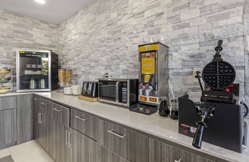 Newberry Hotel | Quality Inn