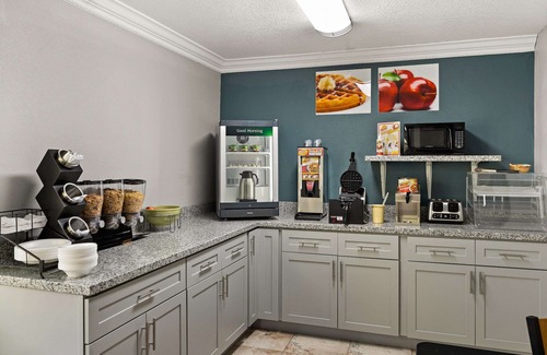 Biloxi Hotel | Quality Inn