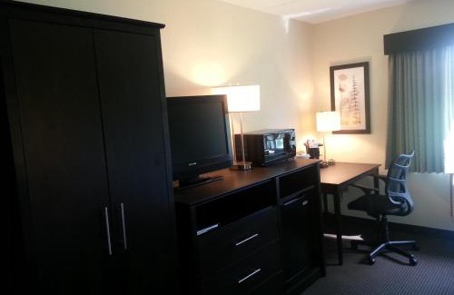 Oshkosh Hotel | Quality Inn