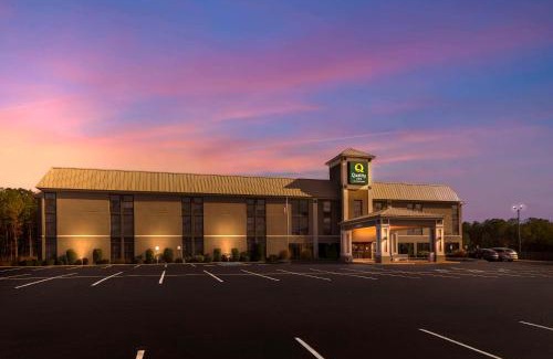Valley Hotel | Quality Inn Valley - West Point