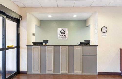 Valley Hotel | Quality Inn Valley - West Point