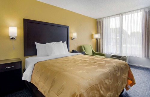 Verona Hotel | Quality Inn Verona - Staunton North