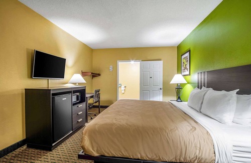 West Columbia Hotel | Quality Inn West Columbia - Cayce