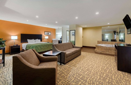 Wooster Hotel | Quality Inn Wooster