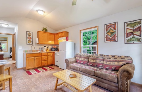 Cherokee Hotel | Qualla Cabins and Motel Cherokee near Casino