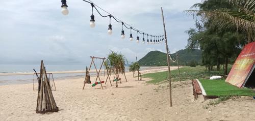 Van Don Hotel | Quan Lan Nam Phong Hotel